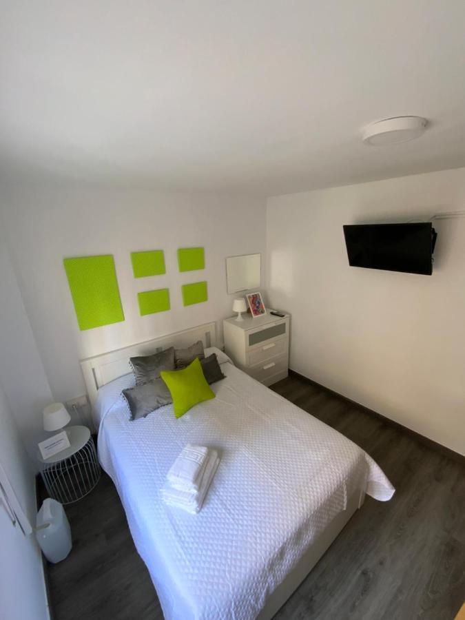 4 Capulino Apartamentos Málaga Exteriör bild