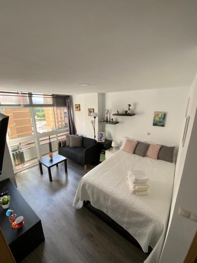 4 Capulino Apartamentos Málaga Exteriör bild